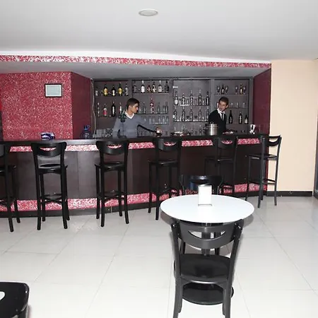 卡亚拉尔大酒店
