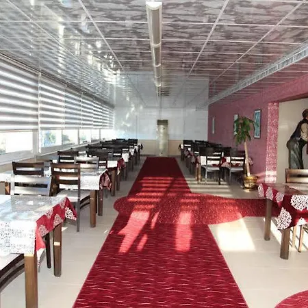 卡亚拉尔大酒店 3*